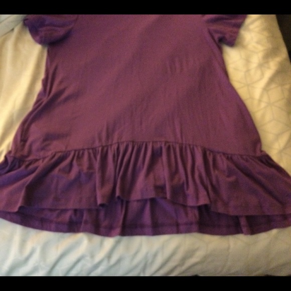 LOGO Sm short sleeve 2 pockets high low hem. - Picture 11 of 12